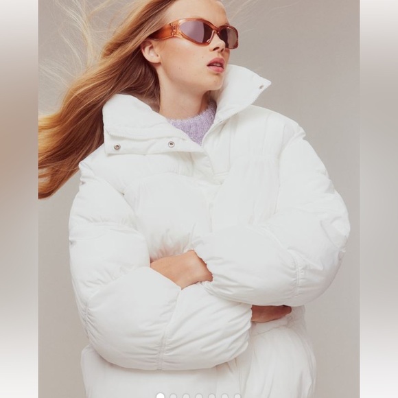 NWT • H&M • White Zip Up Puffer Coat - Picture 5 of 12